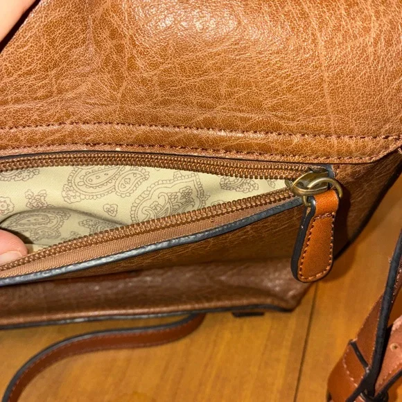 Equestrian Style Brown Fringe Crossbody Bag Saddle Inspired - Picture 3 of 9